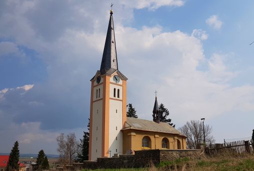 Kostel sv. Mikuláše v Hladkých Životicích